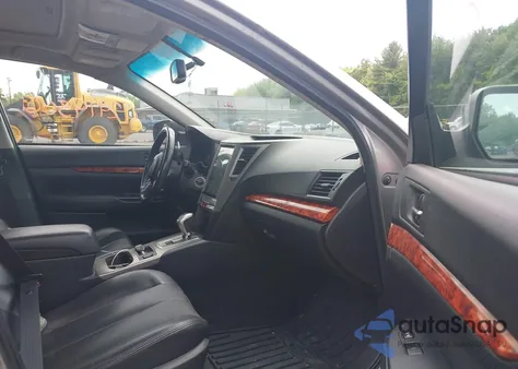 2010 Subaru Outback 3.6R Limited from USA, damaged, VIN 4S4BRDKC7A2330572